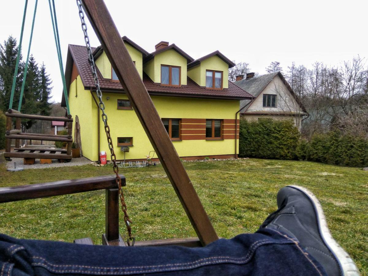 Pokoje Na Wiejskiej Naleczow Exterior photo